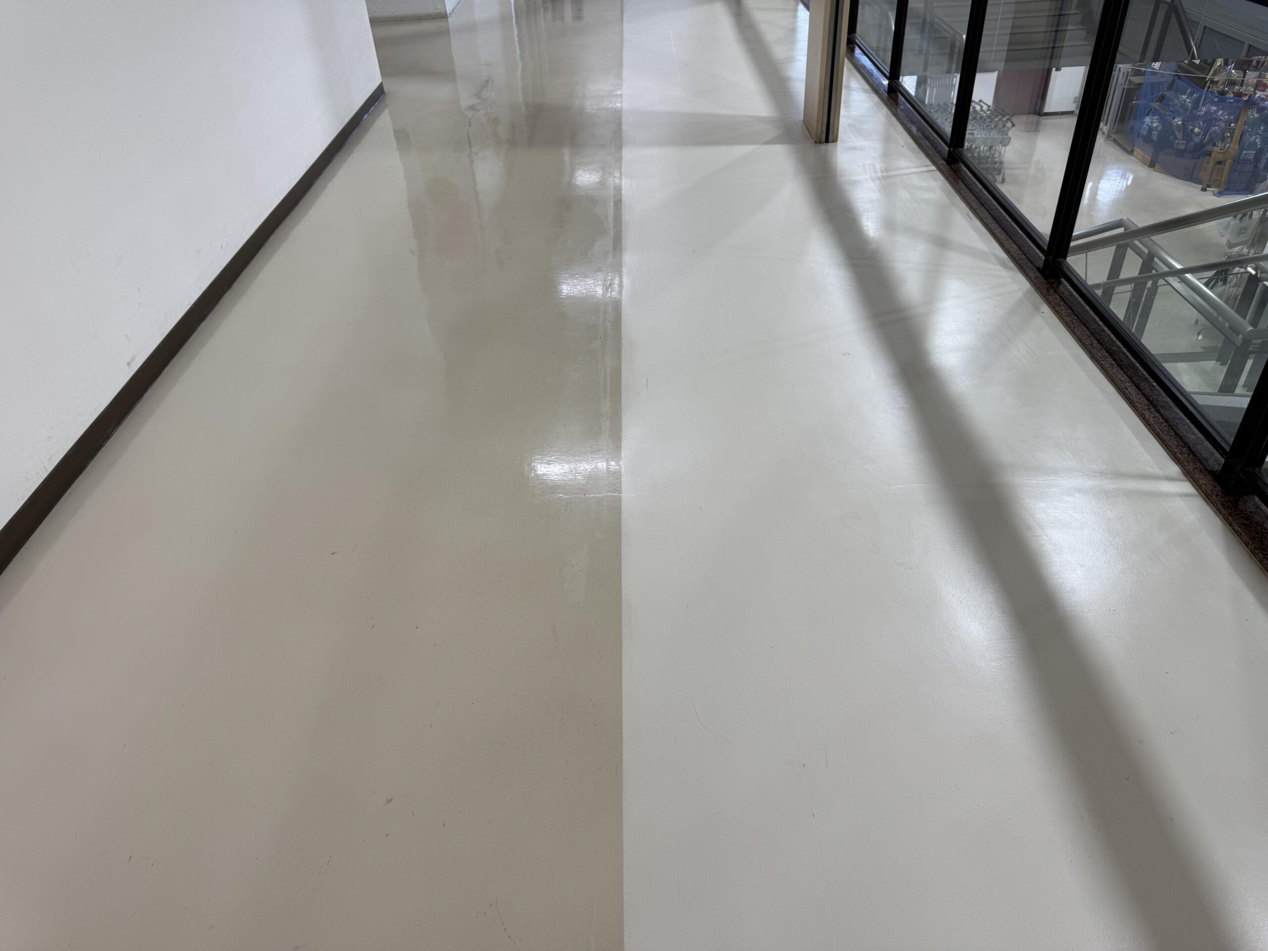 床ワックス剥離 比較1